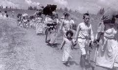 photo of Palestinian refugees fleeing